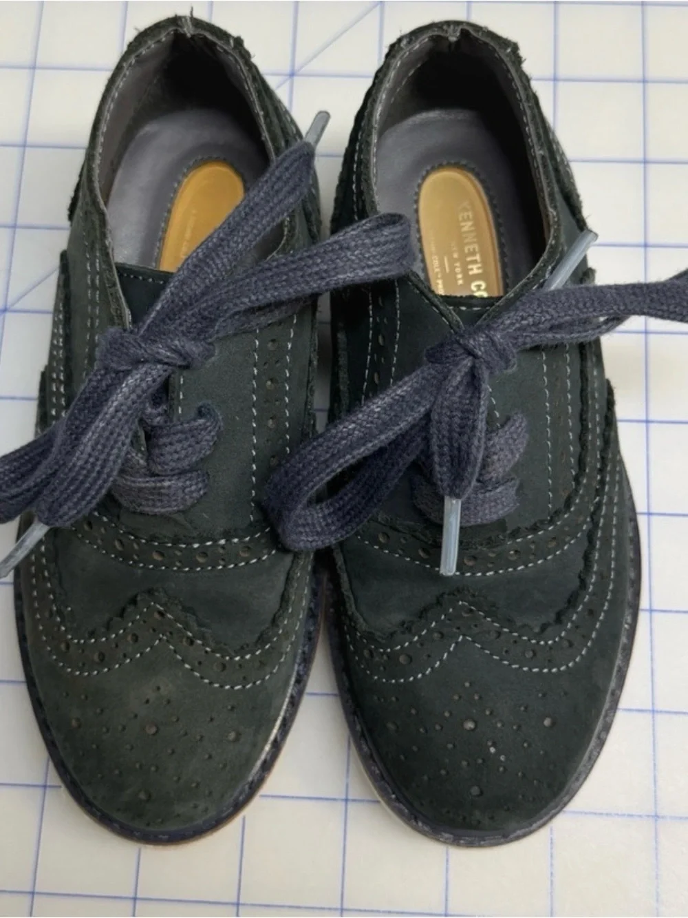 Boys 9 Kenneth Cole Dress Shoes